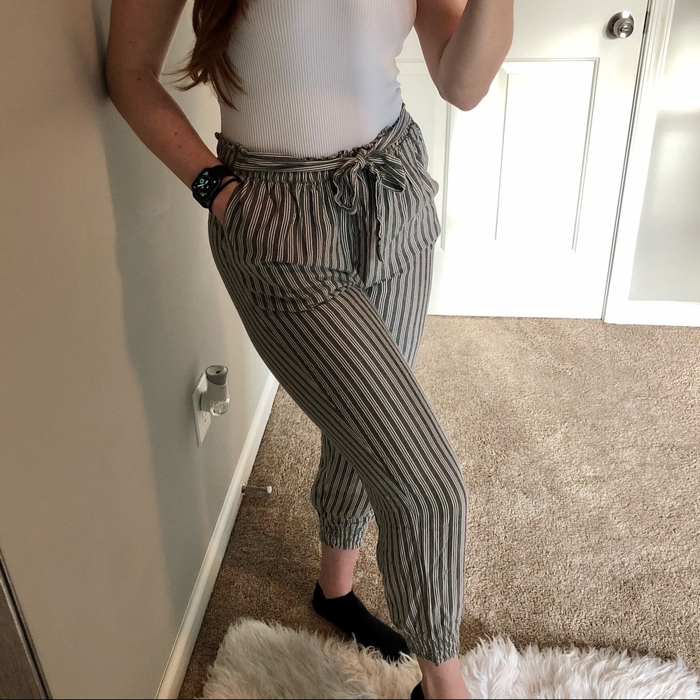 AEO Jogger Pants